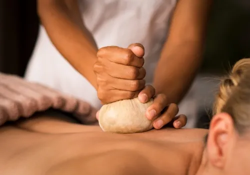 Potli Massage Ayurveda