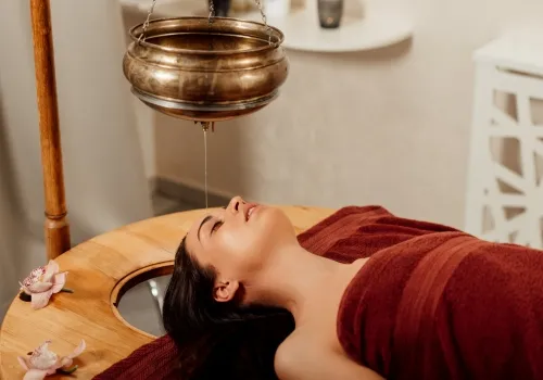 Shirodhara - Ayurveda
